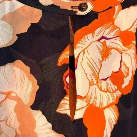 CAbi Blossom Floral top navy ,orange, And Cream sz Medium Tiered Layers - Picture 5 of 8
